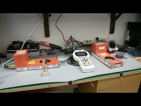 المحققون يستبعدون الاعتداء على طائرة إير آسيا