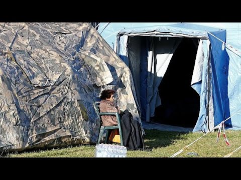 منكوبو زلزال إيطاليا وليلة اولى في الخيام