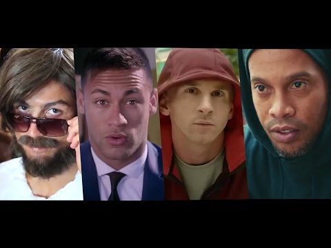 بالفيديو رونالدينيو ينقذ طفلا مطاردا من أشهر إعلانات النجوم