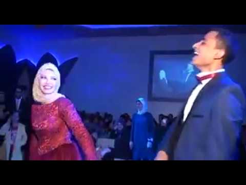 رقصة طريفة للعروسين صاحبي الخناقة الشهيرة