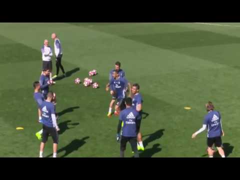 بالفيديو كريستيانو ومارسيلو يسخران من صدر دانيلو في تمرين الريال