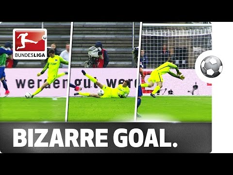 شاهد خطأ ساذج من حارس مرمى يكلف فريقه هدف في الليغا