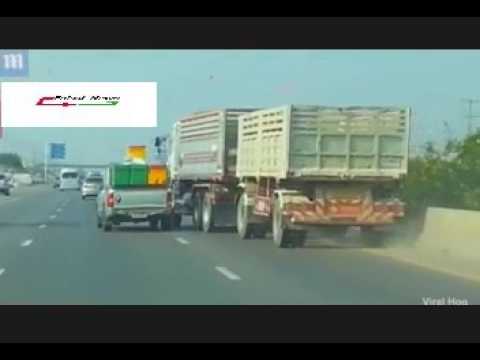 بالفيديو تخبط شاحنة على الطريق يتسبّب في حادث مروري مروّع