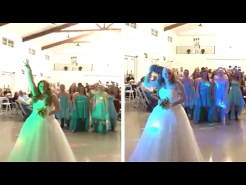 عروس جريئة تقذف الشعر المستعار على الضيوف