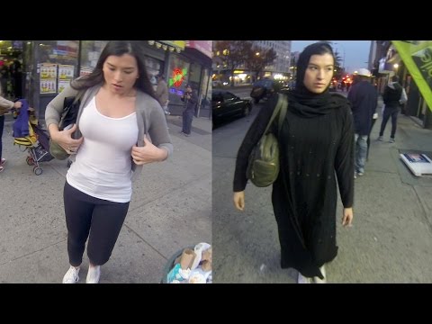 شاهد ماذا حدث لامرأة في مدينة نيويورك بالحجاب ومن دونه