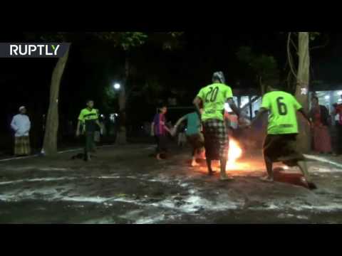 شاهد كرة القدم الملتهبة بنسختها الواقعية