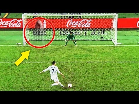 شاهد 10 أهداف أحرزها اللاعبين بشكل غريب