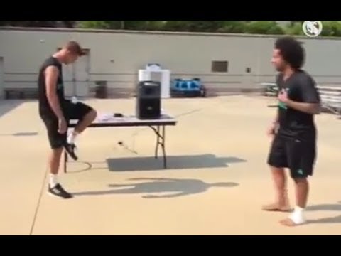 شاهد نجما ريال مدريد يستعرضان مهاراتهما بـكرة شراب