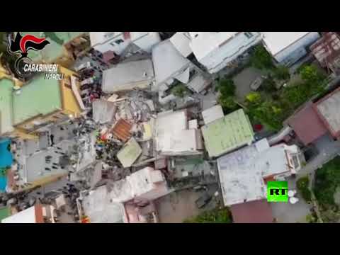 شاهد تصوير جوي لحجم الدمار الذي خلفه زلزال إيشيا الإيطالية