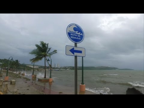 بالفيديو الإعصار إيرما يلحق أضرارا بجزيرتين في الكاريبي