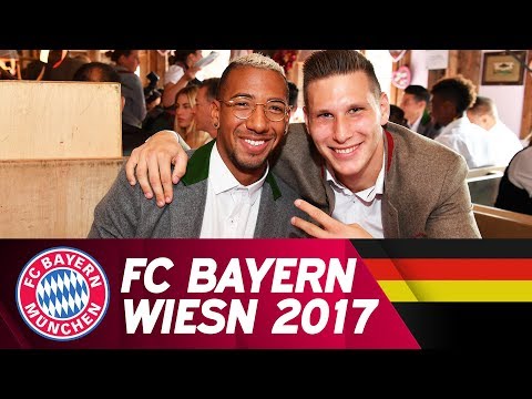 شاهد نجوم بايرن ميونخ وزوجاتهم يحتفلون بكرنفال أكتوبر