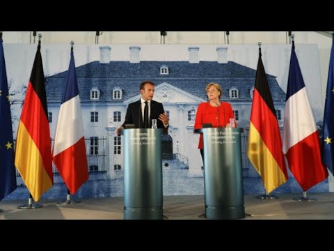 ميركل وماكرون يمهدان الطريق لحزمة إصلاحات