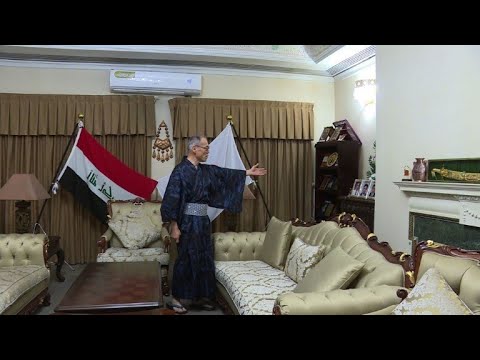 شاهد فوميو إيواي السفير الياباني العائد إلى بلاده حاملا حب العراقيين