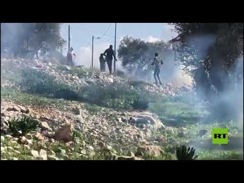 فيديو يظهر سقوط طائرة مسيرة مخصصة لقذف قنابل الغاز في فلسطين