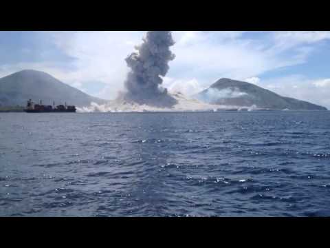 ثورة مفاجئة لبركان تافورفور في غينيا الجديدة