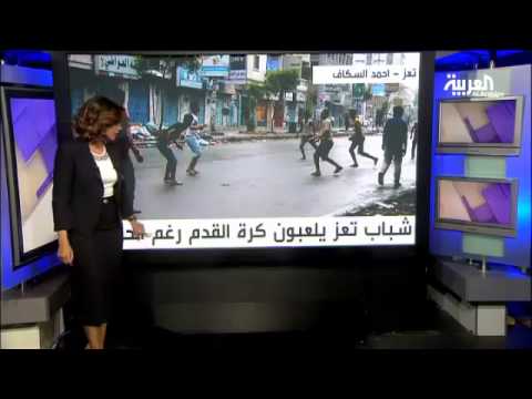 فيديو مُسن يمني يعود إلى السلاح بعد نصف قرن