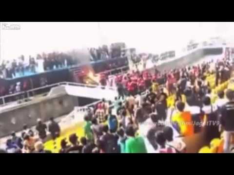 بالفيديو مشجّع ينتحر بإشعال النار في جسده