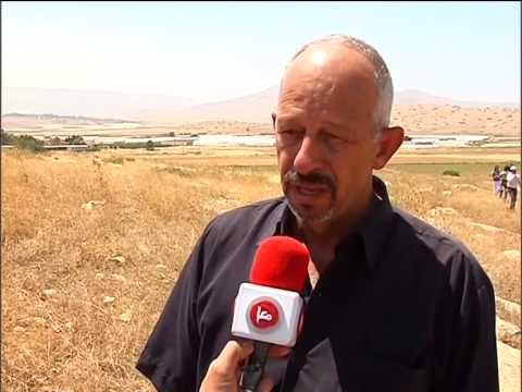 شاهد تدريبات عسكرية تحرق 2000 دونم في الأغوار