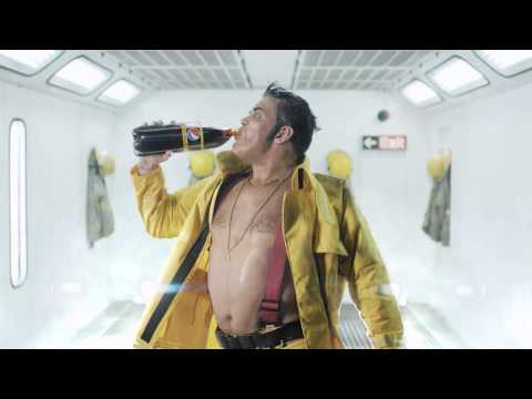 شاهد لافيتزي بطل إعلانات بديل لليونيل ميسي