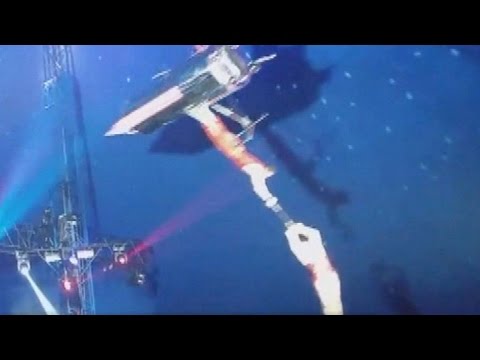 بالفيديو لحظة سقوط مروع للاعبة سيرك