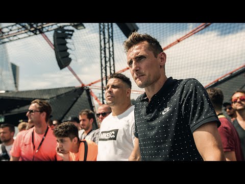 شاهد رونالدو وكلوزه يكتشفان المواهب