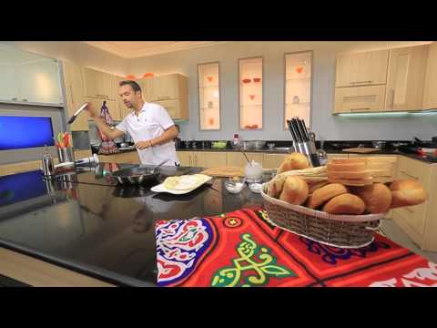 فيديو سندوتش شيش طاووق مع سموذي البلح بالأيس كريم