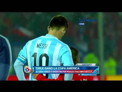 شاهد طفل من تشيلي يلتقط سيلفي مع ميسي الحزين