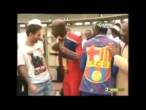 حزب سياسى جابونى يصف ميسى بـ”قذر ومهترئ وثيابه غير ملائمة”