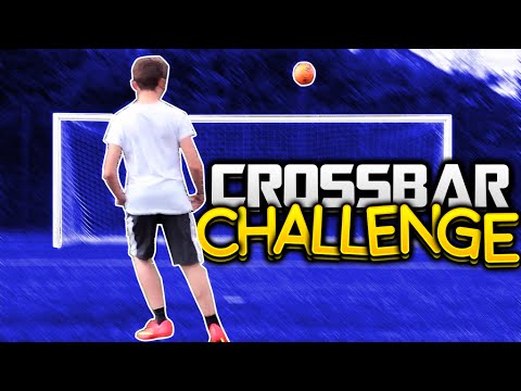 شاهد صراع اللاعبين على إصابة العارضة