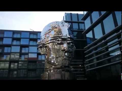 شاهد تحفة فنية متحركة في عاصمة التشيك