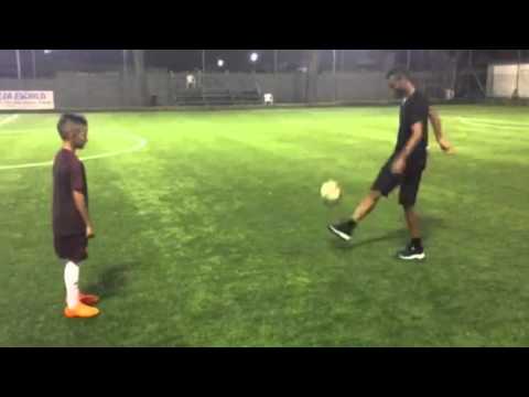 شاهد ناشئ روما يبهر آشلي كول بمهاراته