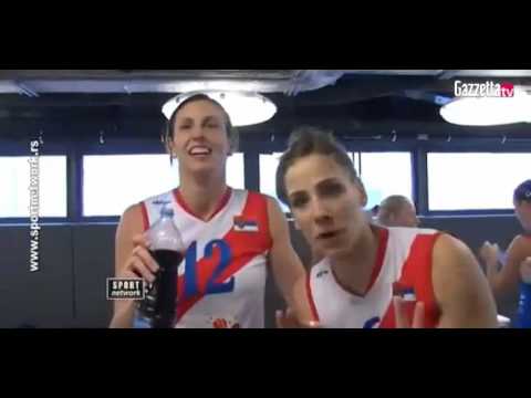 شاهد حسناوات صربيا يحتفلن بالفوز على تركيا