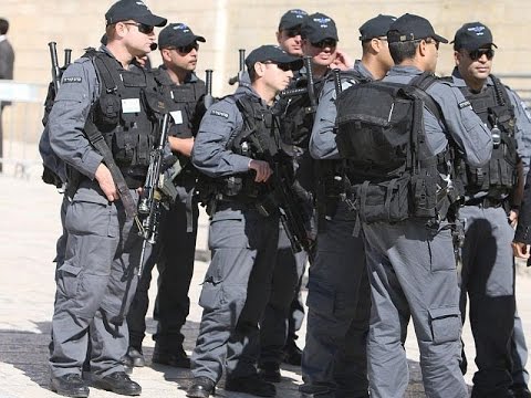 شاهد مقتل فلسطينية فجرت قنبلة قرب جنود الاحتلال