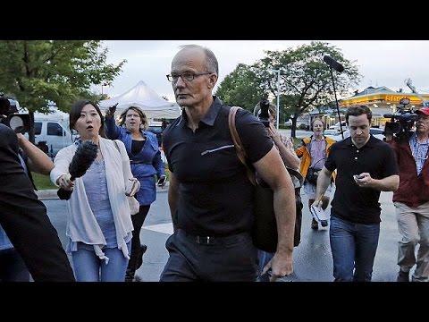 شاهد زيمبابوي تعدل عن قرار ملاحقة طبيب الأسنان والتر بالمر