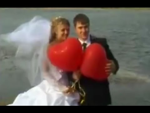 شاهد بالفيديو صاعقة تضرب بالون زفاف