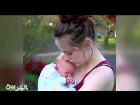 فيديو رجل يطالب بمتبرعة لإرضاع طفله طبيعيًّا