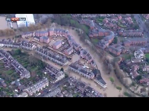 شاهد صور جوية للفيضانات في بريطانيا