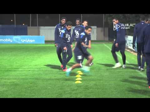 شاهد لقطات من تدريب الهلال السعودي قبل مواجهة الشباب