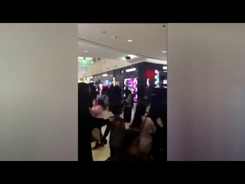 بالفيديو شاهد ماذا فعلت هيئة الأمر بالمعروف مع ممثلة كويتية