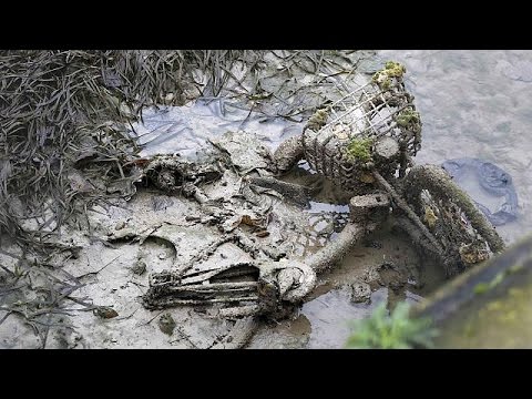 بدء تفريغ وتنظيف ممر سان مارتن المائي الشهير في باريس