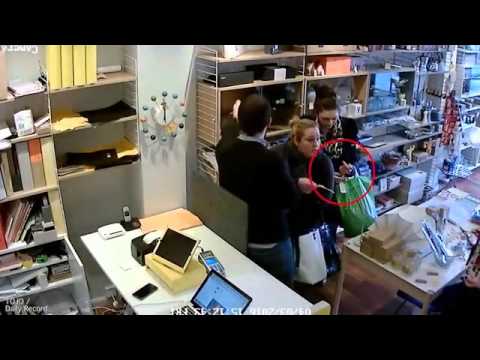 شاهد عصابة نساء أنيقات تسرق متجر للساعات